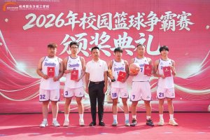 ����߹⣬�¾��Ȱ����ⳡ�佱���񣬲����ഺ��õ�ģ��